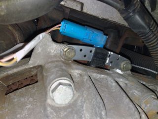 The replaced connector and wiring